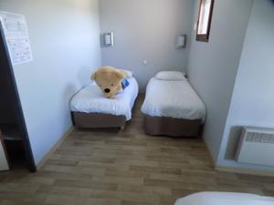 NESTOR HOTEL (Le pre Vert) : Chambre Quadruple