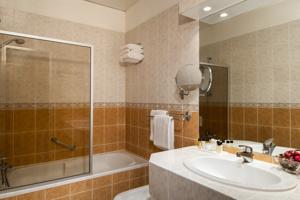 Quality Hotel Abaca Paris 15 : photos des chambres