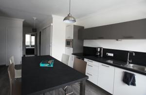 Appartement Le Ramoneur, large one bedroom apartment : photos des chambres