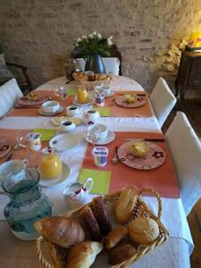 Hebergement Maison d'Hotes Orlaya : Chambre Double avec Salle de Bains Privative