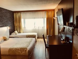 Grand Hotel de Nimes : Chambre Triple