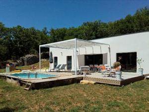 Hebergement Maison de vacances - Saint Medard : photos des chambres