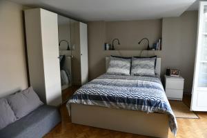 Appartement Studio Saint Louis : photos des chambres