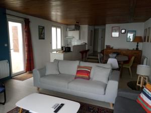 Appartement Grand F3 terrasse, vue : photos des chambres