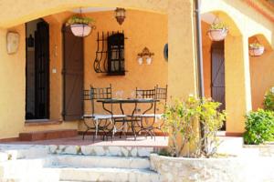 Hebergement Grand villa provencale avec piscine : photos des chambres