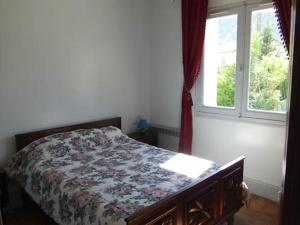 Appartement au pied des montagnes : photos des chambres