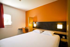Hotel Premiere Classe Geneve - Aeroport - Prevessin : Chambre Double 