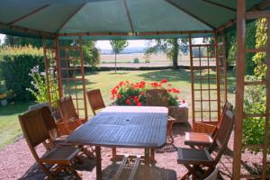 Chambres d'hotes/B&B Chambres d'Hotes - Domaine Des Perrieres : photos des chambres