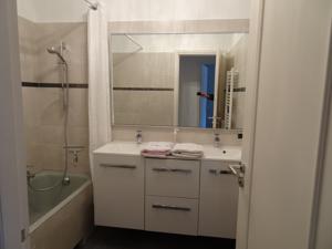 Appartement Immeuble le Palm Flor : photos des chambres