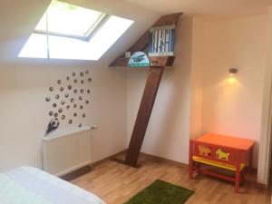 Hebergement Grande Maison Jardin Terrasse Troyes : photos des chambres