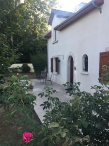 Hebergement Grande Maison Jardin Terrasse Troyes : photos des chambres