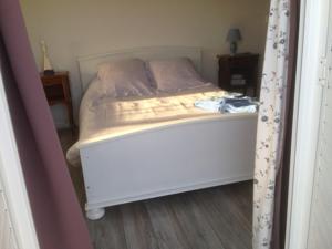 Hebergement La Maison Du Haut : photos des chambres
