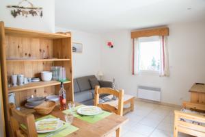 Hebergement Village de gites Les Chalets de l'Aubrac : photos des chambres