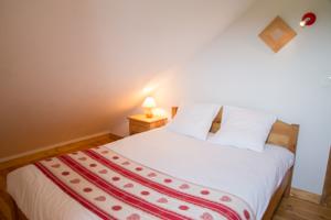 Hebergement Village de gites Les Chalets de l'Aubrac : photos des chambres
