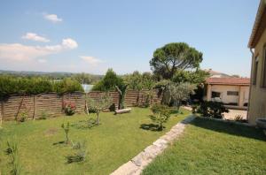 Hebergement Gard-Ardeche Piscine privee et vue sur le rhone, villa de confort. : photos des chambres