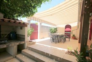 Hebergement Gard Qualite et prix pour piscine privee en bordure de village. : photos des chambres