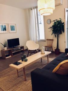 Appartement Le Studio des Artistes : photos des chambres