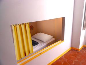 Hebergement Le Mas Olivier : Chambre Simple avec Douche et Toilettes Communes