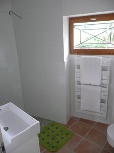 Chambres d'hotes/B&B Clos du Magnolia : Appartement - Vue sur Jardin