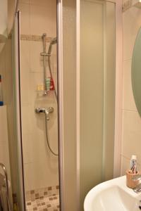 Appartement Simplistic 1 Bedroom Apartment in 17th : photos des chambres