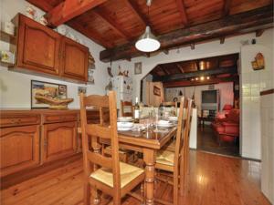 Hebergement Three-Bedroom Holiday Home in Taurinya : photos des chambres