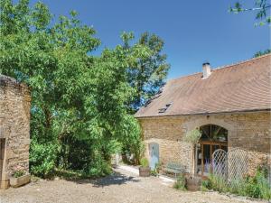 Hebergement Holiday home Degagnac 99 with Outdoor Swimmingpool : photos des chambres