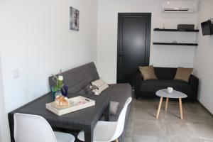Hebergement La Cigale se prelasse aux Lacs et dans le jacuzzi : photos des chambres