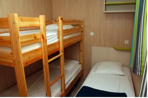Hebergement Camping La Ferme de Castellane : photos des chambres