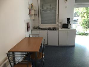 Appartement Aux Thermes : photos des chambres