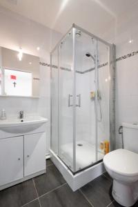Appartement 138 Boulevard de Verdun : photos des chambres