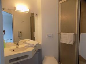 NESTOR HOTEL (Le pre Vert) : photos des chambres
