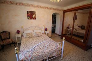 Hebergement 0163 Mas de Font 12P. Venejan, Gard : photos des chambres