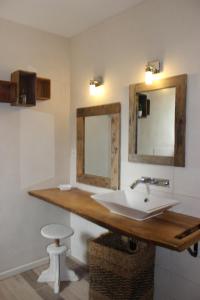 Hebergement maison au coeur de Monpazier : photos des chambres
