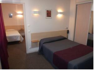 Hotel Concorde : Chambre Quadruple avec Vue sur Cour