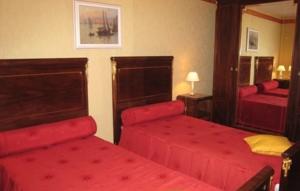 Chambres d'hotes/B&B Le Manoir des Arts : Suite - Vue sur Jardin