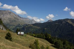 Hebergement Reine des Aravis - chalet isole : photos des chambres
