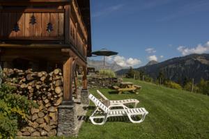 Hebergement Reine des Aravis - chalet isole : photos des chambres