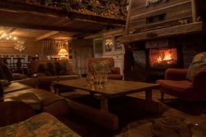 Hebergement Reine des Aravis - chalet isole : photos des chambres