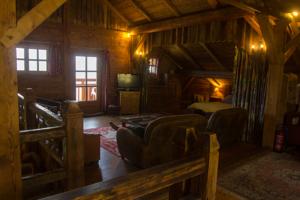 Hebergement Reine des Aravis - chalet isole : photos des chambres