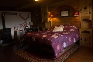 Hebergement Reine des Aravis - chalet isole : photos des chambres