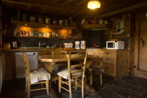 Hebergement Reine des Aravis - chalet isole : photos des chambres