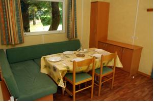 Hebergement Camping La Ferme de Castellane : photos des chambres