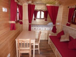 Hebergement Roulotte-Quinta : photos des chambres