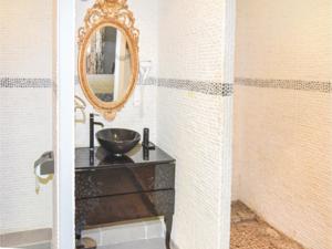 Hebergement Holiday Home Cornillon Confoux 08 : photos des chambres
