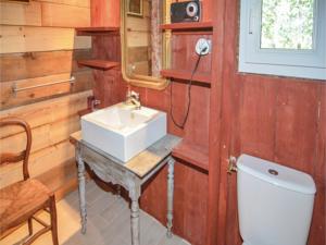 Hebergement Holiday Home Cornillon Confoux 08 : photos des chambres