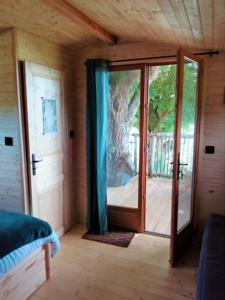 Chambres d'hotes/B&B Les Cabanes de Gros Bois : photos des chambres
