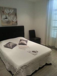 Appartement Gites La Demeure d'Eirene : Appartement 1 Chambre