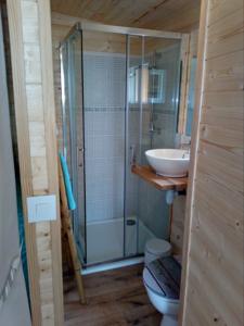 Chambres d'hotes/B&B Les Cabanes de Gros Bois : photos des chambres