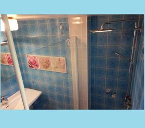 Hebergement Aux Balcons Des Xettes : photos des chambres