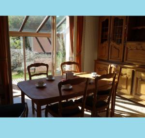 Hebergement Aux Balcons Des Xettes : photos des chambres